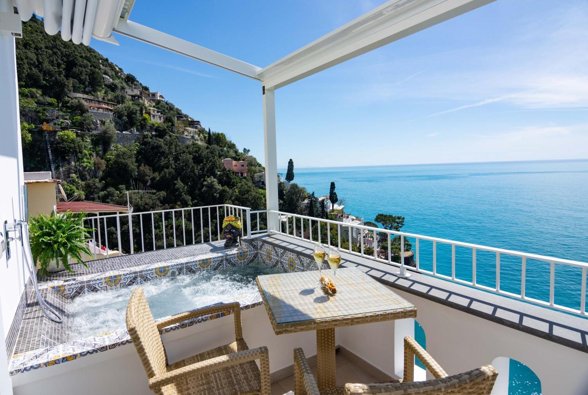 Villa Pietra Santa Positano Exterior photo